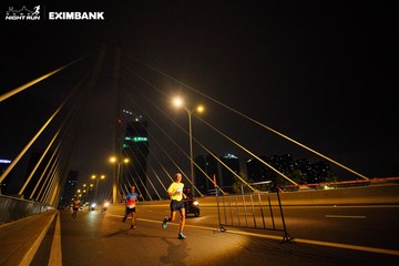 HO CHI MINH CITY NIGHT RUN EXIMBANK 2024 - Ảnh #2024012