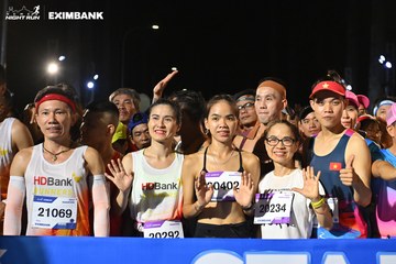 HO CHI MINH CITY NIGHT RUN EXIMBANK 2024 - Ảnh #1969876