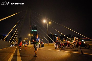 HO CHI MINH CITY NIGHT RUN EXIMBANK 2024 - Ảnh #2025435