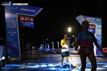 HO CHI MINH CITY NIGHT RUN EXIMBANK 2024 - Ảnh #2063155