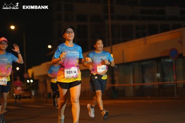 HO CHI MINH CITY NIGHT RUN EXIMBANK 2024 - Ảnh #2032479