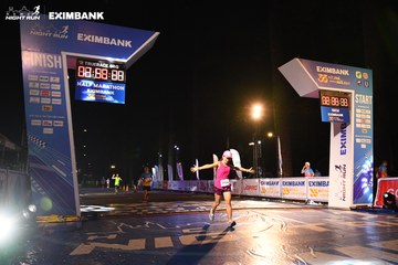HO CHI MINH CITY NIGHT RUN EXIMBANK 2024 - Ảnh #2060381