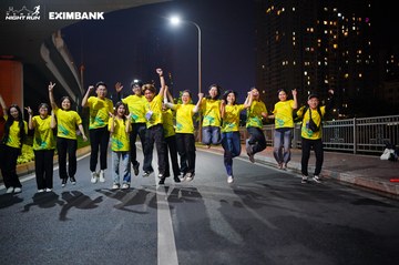 HO CHI MINH CITY NIGHT RUN EXIMBANK 2024 - Ảnh #1988301
