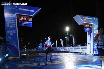 HO CHI MINH CITY NIGHT RUN EXIMBANK 2024 - Ảnh #2063592