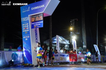 HO CHI MINH CITY NIGHT RUN EXIMBANK 2024 - Ảnh #2032822