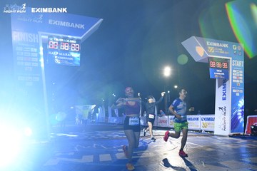 HO CHI MINH CITY NIGHT RUN EXIMBANK 2024 - Ảnh #2060170