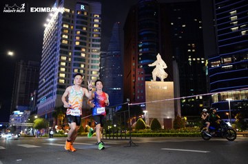 HO CHI MINH CITY NIGHT RUN EXIMBANK 2024 - Ảnh #1989429