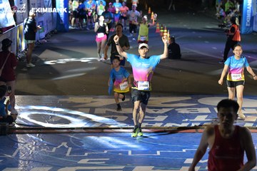 HO CHI MINH CITY NIGHT RUN EXIMBANK 2024 - Ảnh #2028612