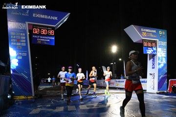 HO CHI MINH CITY NIGHT RUN EXIMBANK 2024 - Ảnh #2066123