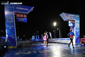 HO CHI MINH CITY NIGHT RUN EXIMBANK 2024 - Ảnh #2063292