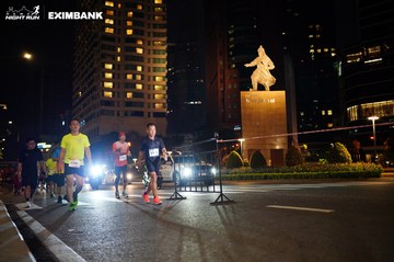 HO CHI MINH CITY NIGHT RUN EXIMBANK 2024 - Ảnh #1989991
