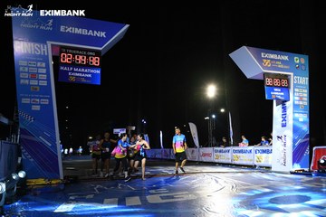 HO CHI MINH CITY NIGHT RUN EXIMBANK 2024 - Ảnh #2064720