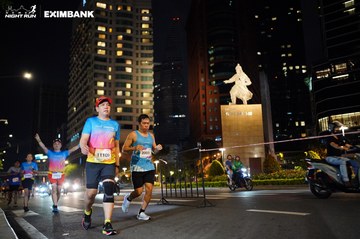 HO CHI MINH CITY NIGHT RUN EXIMBANK 2024 - Ảnh #1991317