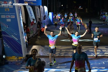 HO CHI MINH CITY NIGHT RUN EXIMBANK 2024 - Ảnh #2034069