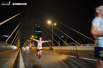 HO CHI MINH CITY NIGHT RUN EXIMBANK 2024 - Ảnh #2024062