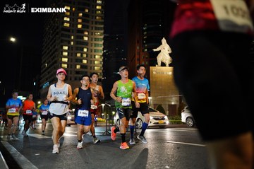 HO CHI MINH CITY NIGHT RUN EXIMBANK 2024 - Ảnh #1989796