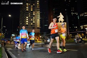HO CHI MINH CITY NIGHT RUN EXIMBANK 2024 - Ảnh #1990991