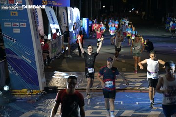 HO CHI MINH CITY NIGHT RUN EXIMBANK 2024 - Ảnh #2035061
