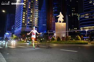 HO CHI MINH CITY NIGHT RUN EXIMBANK 2024 - Ảnh #1989153