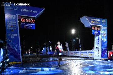 HO CHI MINH CITY NIGHT RUN EXIMBANK 2024 - Ảnh #2062192