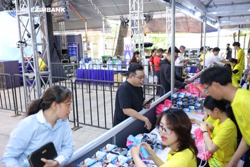 HO CHI MINH CITY NIGHT RUN EXIMBANK 2024 - Ảnh #1964311