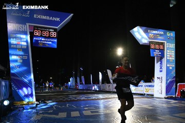 HO CHI MINH CITY NIGHT RUN EXIMBANK 2024 - Ảnh #2063814