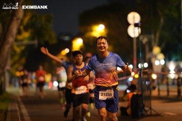 HO CHI MINH CITY NIGHT RUN EXIMBANK 2024 - Ảnh #2159930