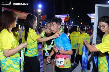 HO CHI MINH CITY NIGHT RUN EXIMBANK 2024 - Ảnh #2012297