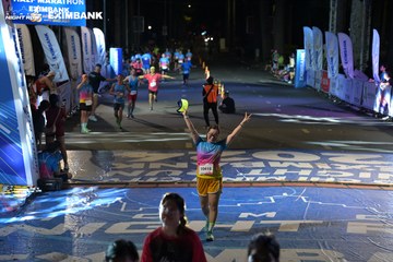 HO CHI MINH CITY NIGHT RUN EXIMBANK 2024 - Ảnh #2028010