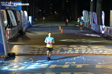 HO CHI MINH CITY NIGHT RUN EXIMBANK 2024 - Ảnh #2029133