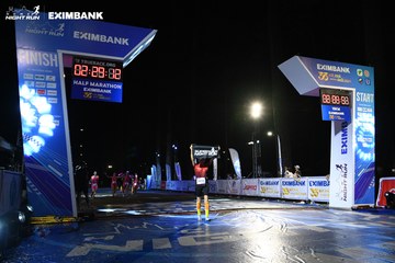 HO CHI MINH CITY NIGHT RUN EXIMBANK 2024 - Ảnh #2064636