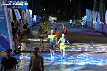 HO CHI MINH CITY NIGHT RUN EXIMBANK 2024 - Ảnh #2025641