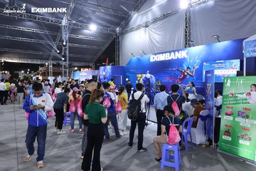 HO CHI MINH CITY NIGHT RUN EXIMBANK 2024 - Ảnh #1965085