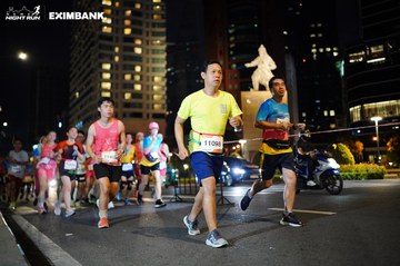 HO CHI MINH CITY NIGHT RUN EXIMBANK 2024 - Ảnh #1990032