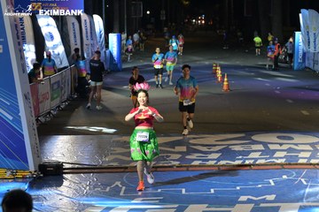 HO CHI MINH CITY NIGHT RUN EXIMBANK 2024 - Ảnh #2029373