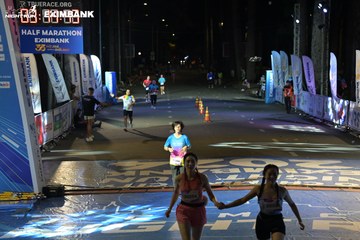 HO CHI MINH CITY NIGHT RUN EXIMBANK 2024 - Ảnh #2028069