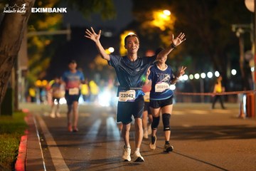 HO CHI MINH CITY NIGHT RUN EXIMBANK 2024 - Ảnh #2160035