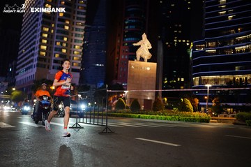 HO CHI MINH CITY NIGHT RUN EXIMBANK 2024 - Ảnh #1989100