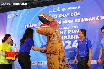 HO CHI MINH CITY NIGHT RUN EXIMBANK 2024 - Ảnh #1965846