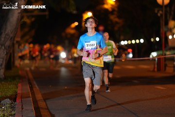 HO CHI MINH CITY NIGHT RUN EXIMBANK 2024 - Ảnh #2159634