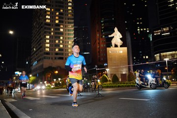 HO CHI MINH CITY NIGHT RUN EXIMBANK 2024 - Ảnh #1989722