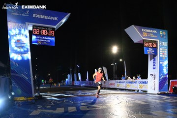 HO CHI MINH CITY NIGHT RUN EXIMBANK 2024 - Ảnh #2065738