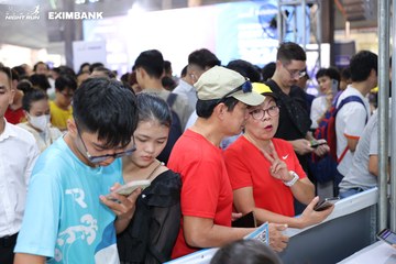 HO CHI MINH CITY NIGHT RUN EXIMBANK 2024 - Ảnh #1964395