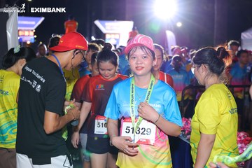 HO CHI MINH CITY NIGHT RUN EXIMBANK 2024 - Ảnh #2012712