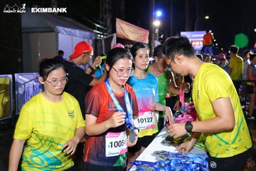 HO CHI MINH CITY NIGHT RUN EXIMBANK 2024 - Ảnh #2012734