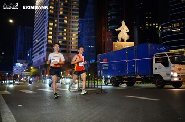 HO CHI MINH CITY NIGHT RUN EXIMBANK 2024 - Ảnh #1989224