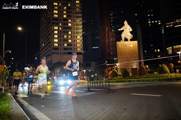 HO CHI MINH CITY NIGHT RUN EXIMBANK 2024 - Ảnh #1990663