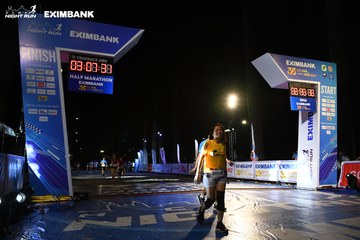 HO CHI MINH CITY NIGHT RUN EXIMBANK 2024 - Ảnh #2066144