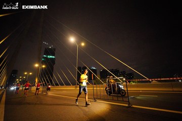HO CHI MINH CITY NIGHT RUN EXIMBANK 2024 - Ảnh #2023120
