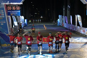 HO CHI MINH CITY NIGHT RUN EXIMBANK 2024 - Ảnh #2027743